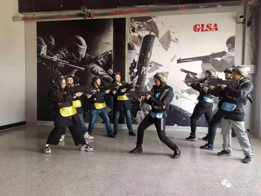 黑白直播nba在线观看-战场硝烟，女队紧张比赛中实力逐鹿