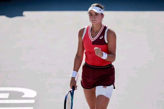 黑白直播nba-竞争激烈希腊队终获团体比赛冠军的简单介绍