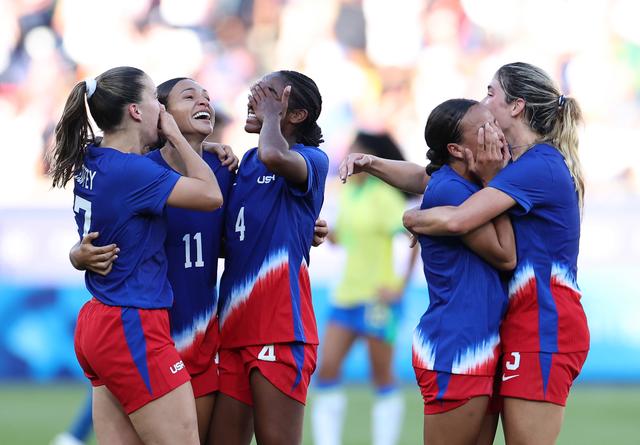 黑白直播nba在线观看-美国女足队伍夺得国际比赛冠军