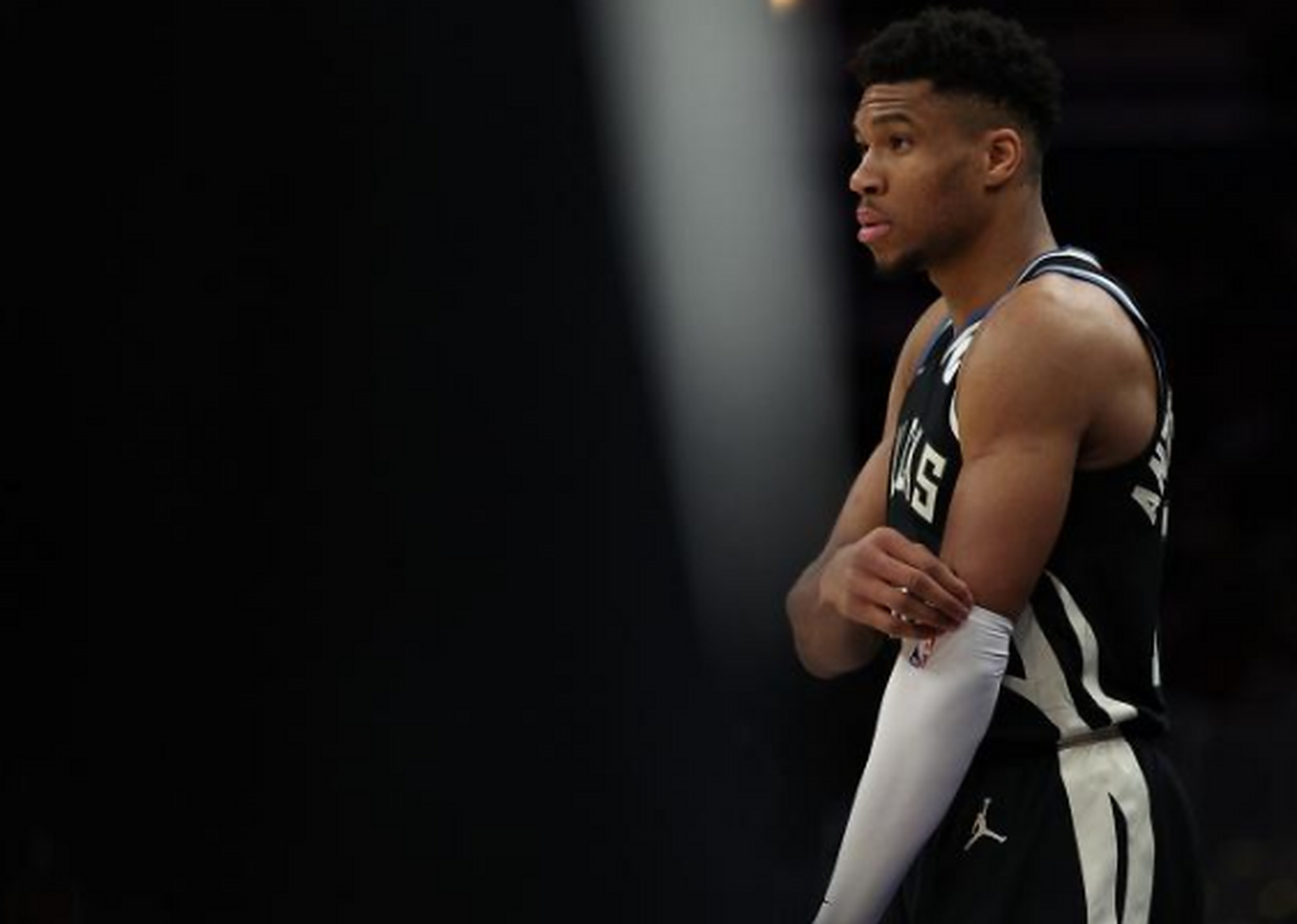 雄鹿主帅称球队气势如虹，没放松对手的简单介绍