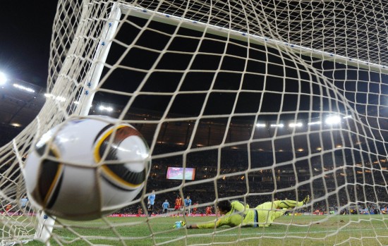 黑白直播nba-专业足球比赛打破记录，让球迷们兴奋不已的简单介绍