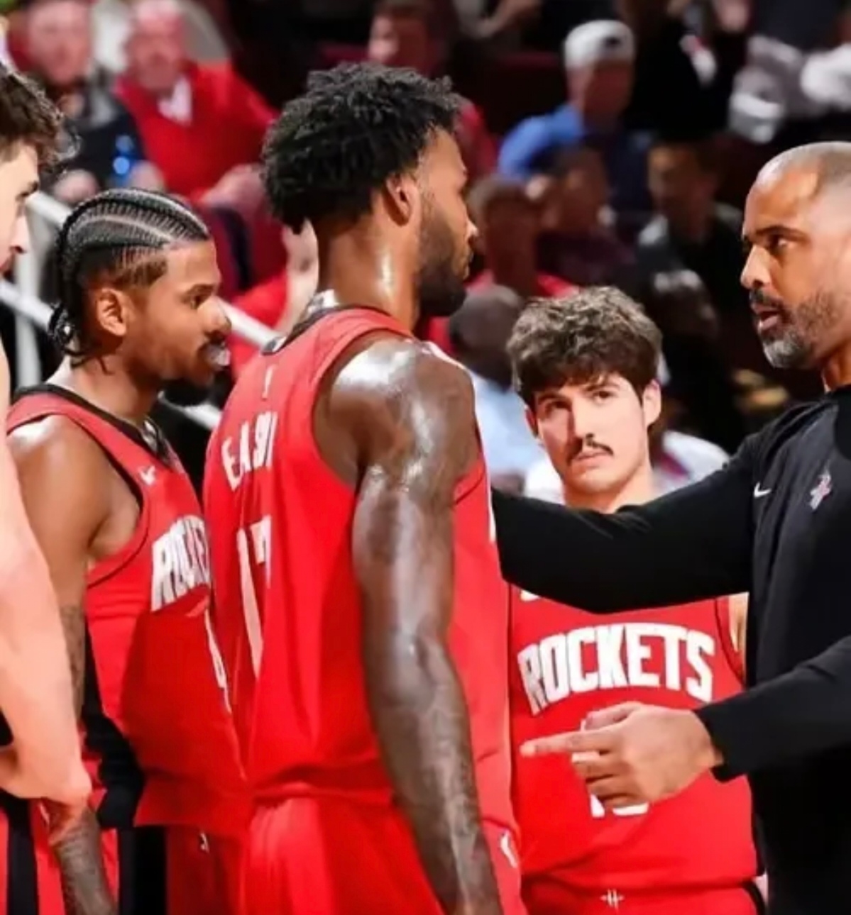 火箭险胜凯尔特人，取得两连胜