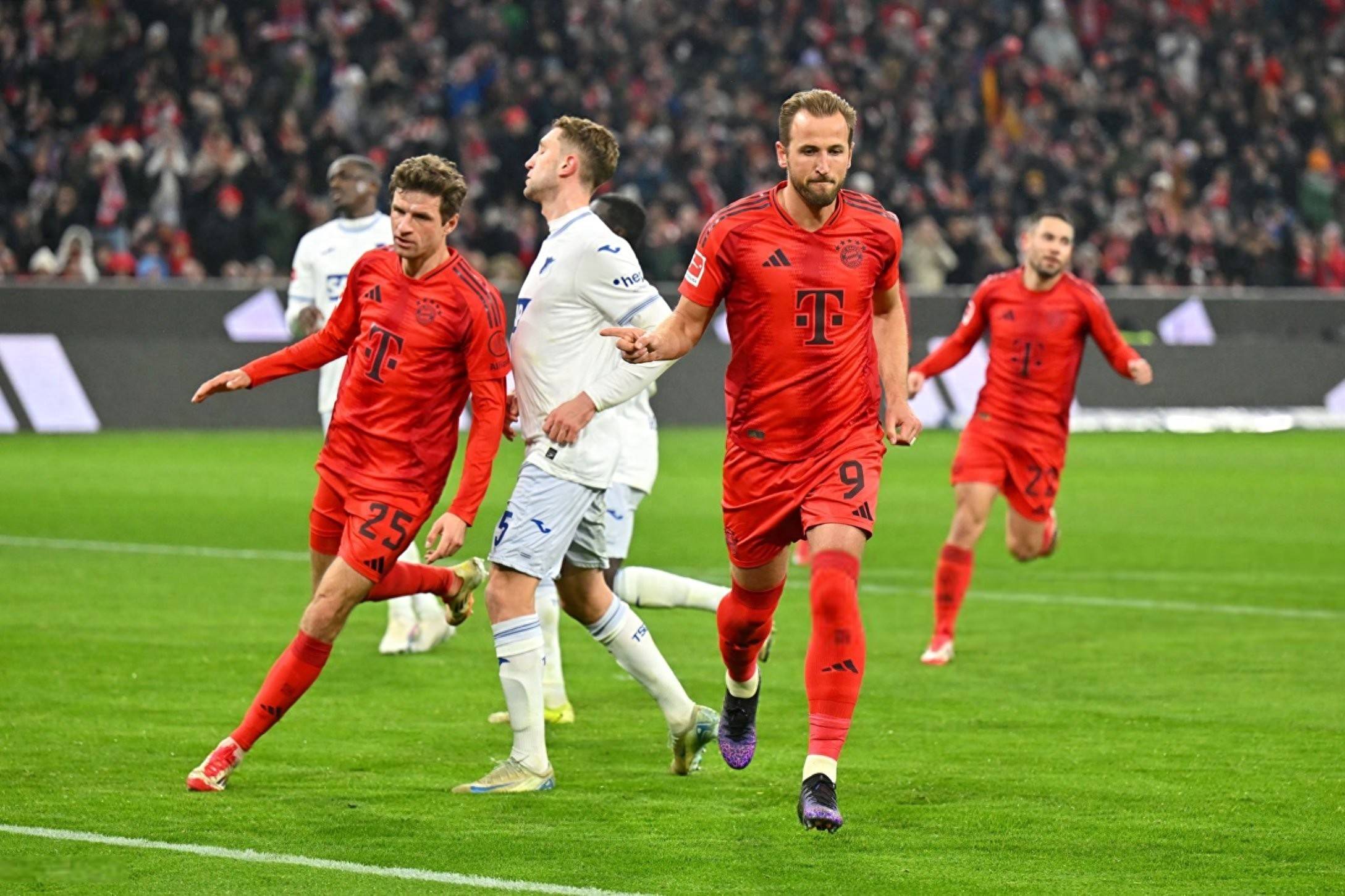 黑白直播nba-拜仁强势马德里竞技，恩昆库爆发神勇的简单介绍