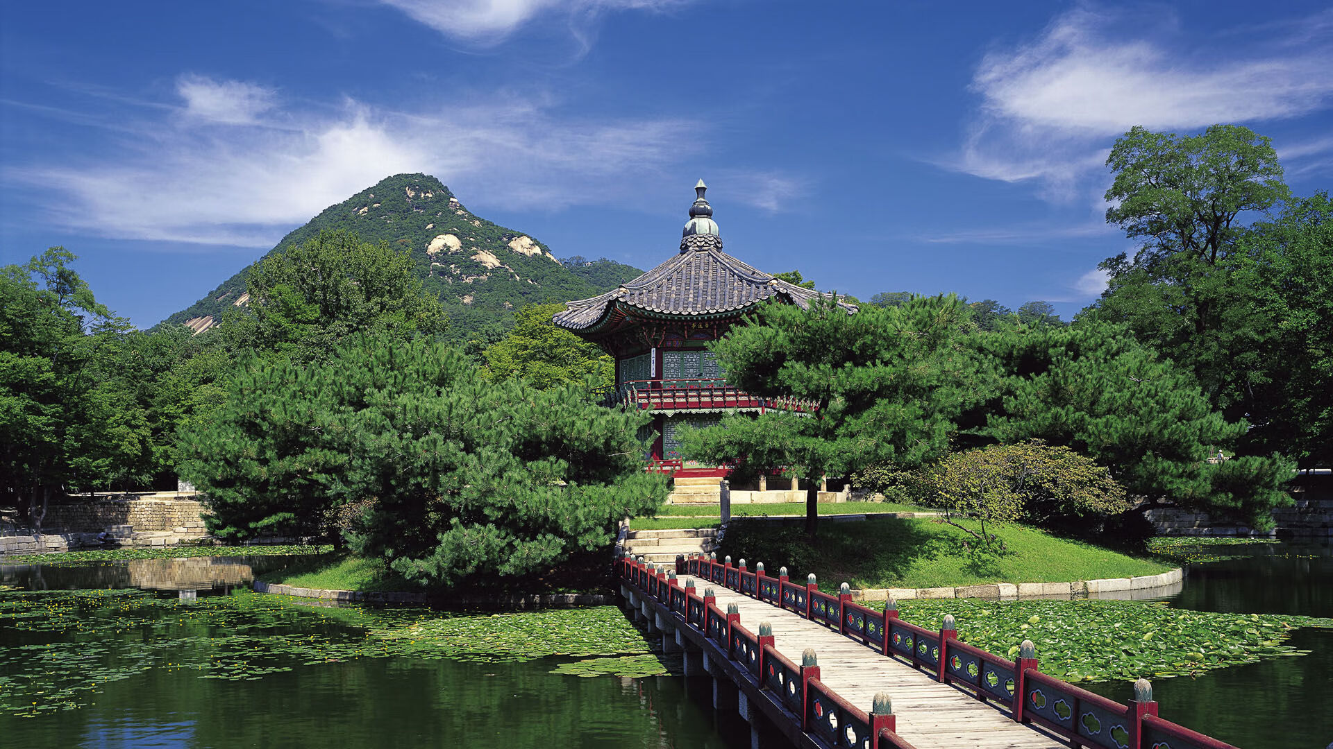 黑白直播在线观看-孔德定海神针，伊朗的精密仪器如何拆解波兰战车？