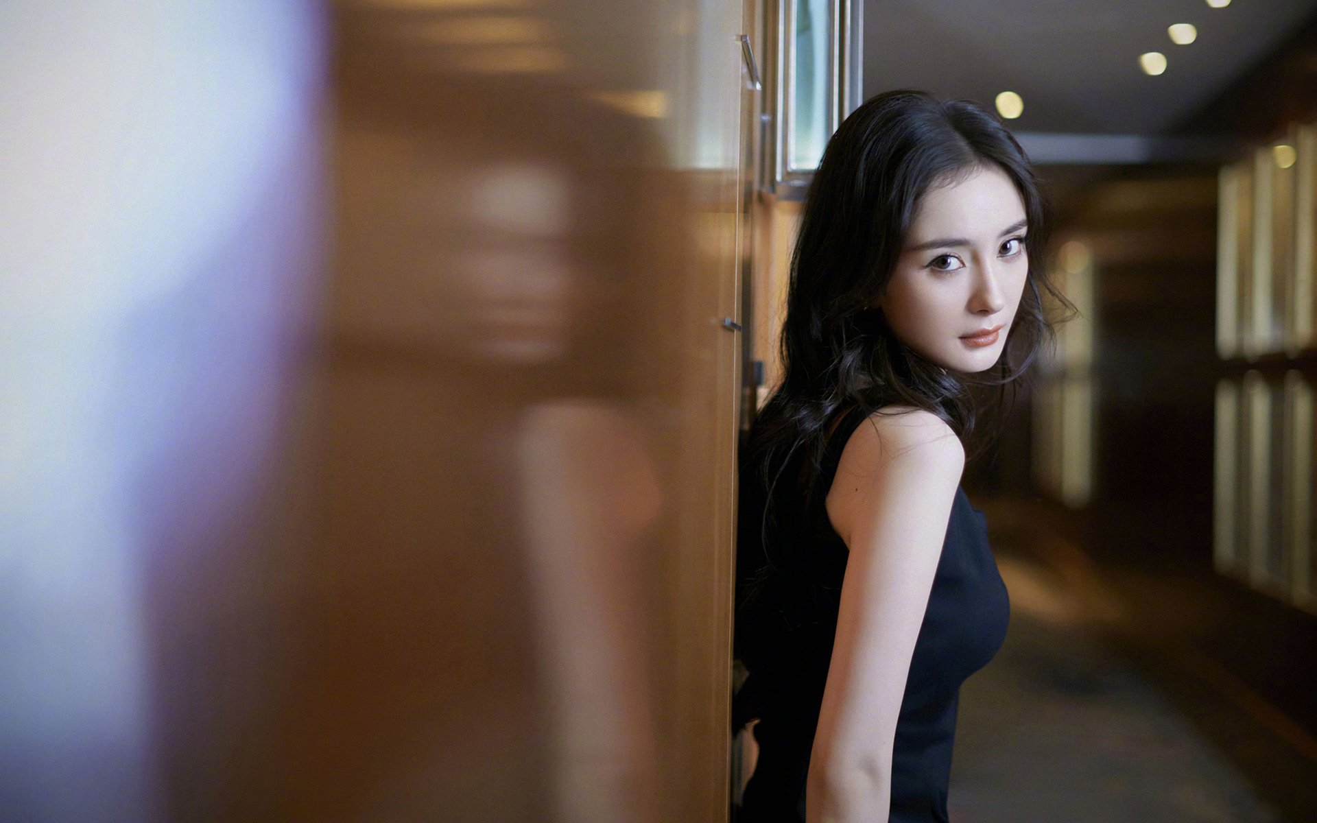 跨界之战，戈贝尔关键先生助力北京队完胜太阳