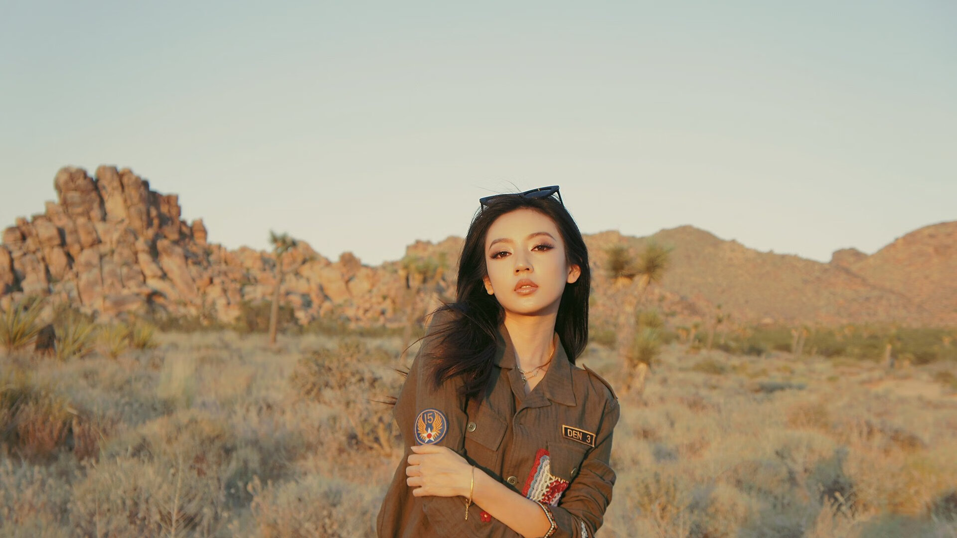 金玟哉血腥铁肘轰然开路，哥伦比亚终场惊魂1分钟绝命暴击