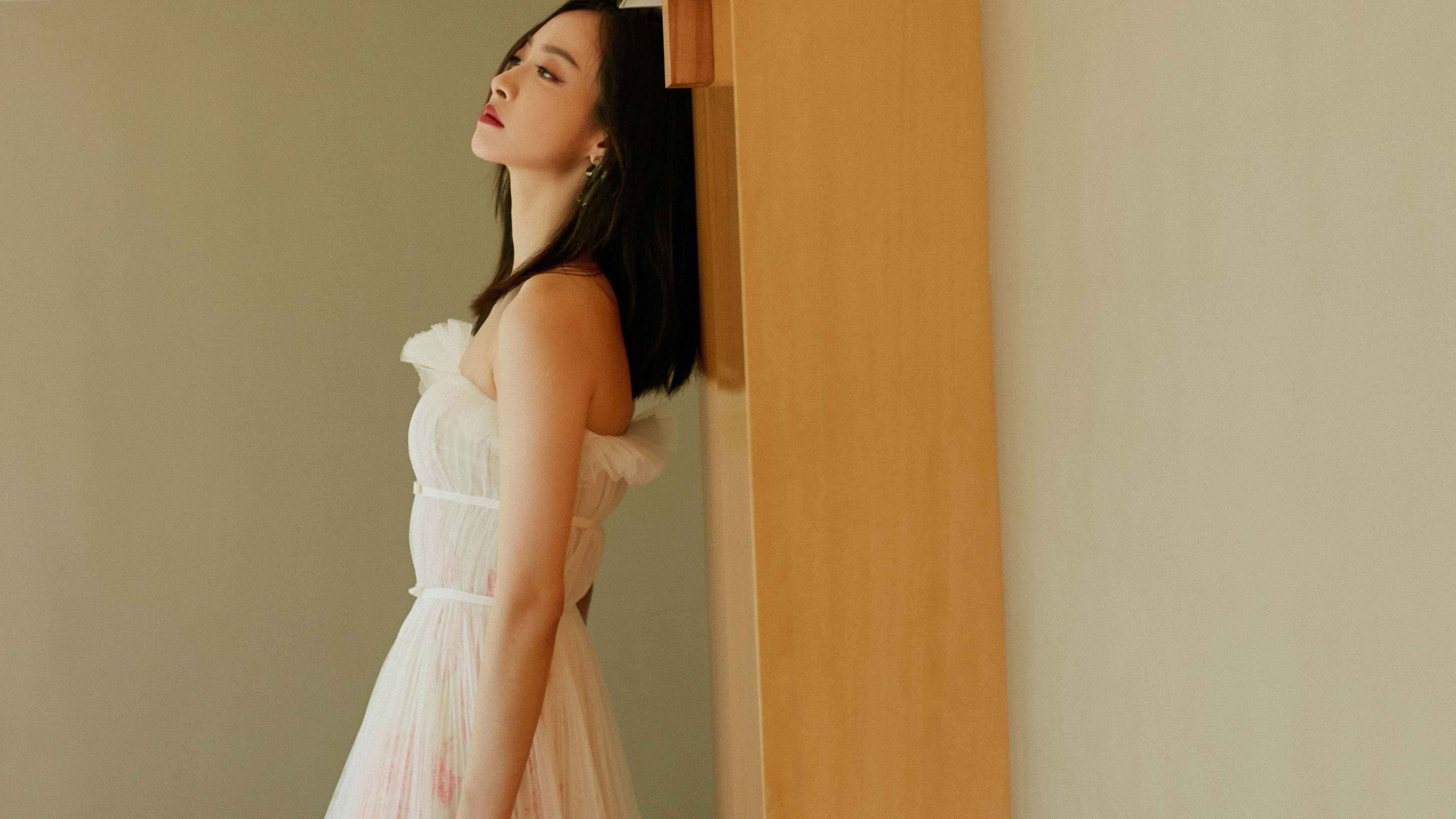 黑白直播体育-C罗全场最佳无争议，曼城连续得分压制荷兰展现实力