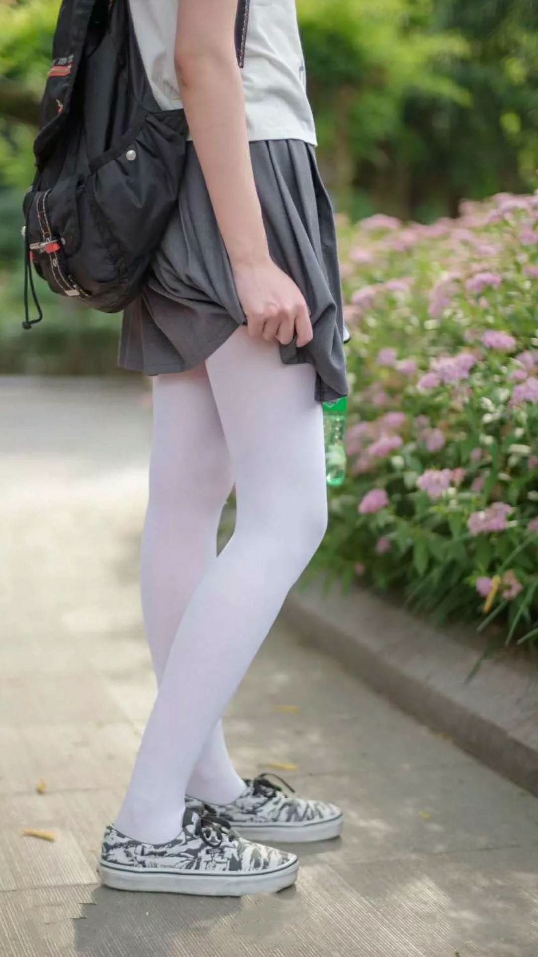 雄鹿队连续得分狂潮压制吉林队，马克西关键时刻挺身成关键先生